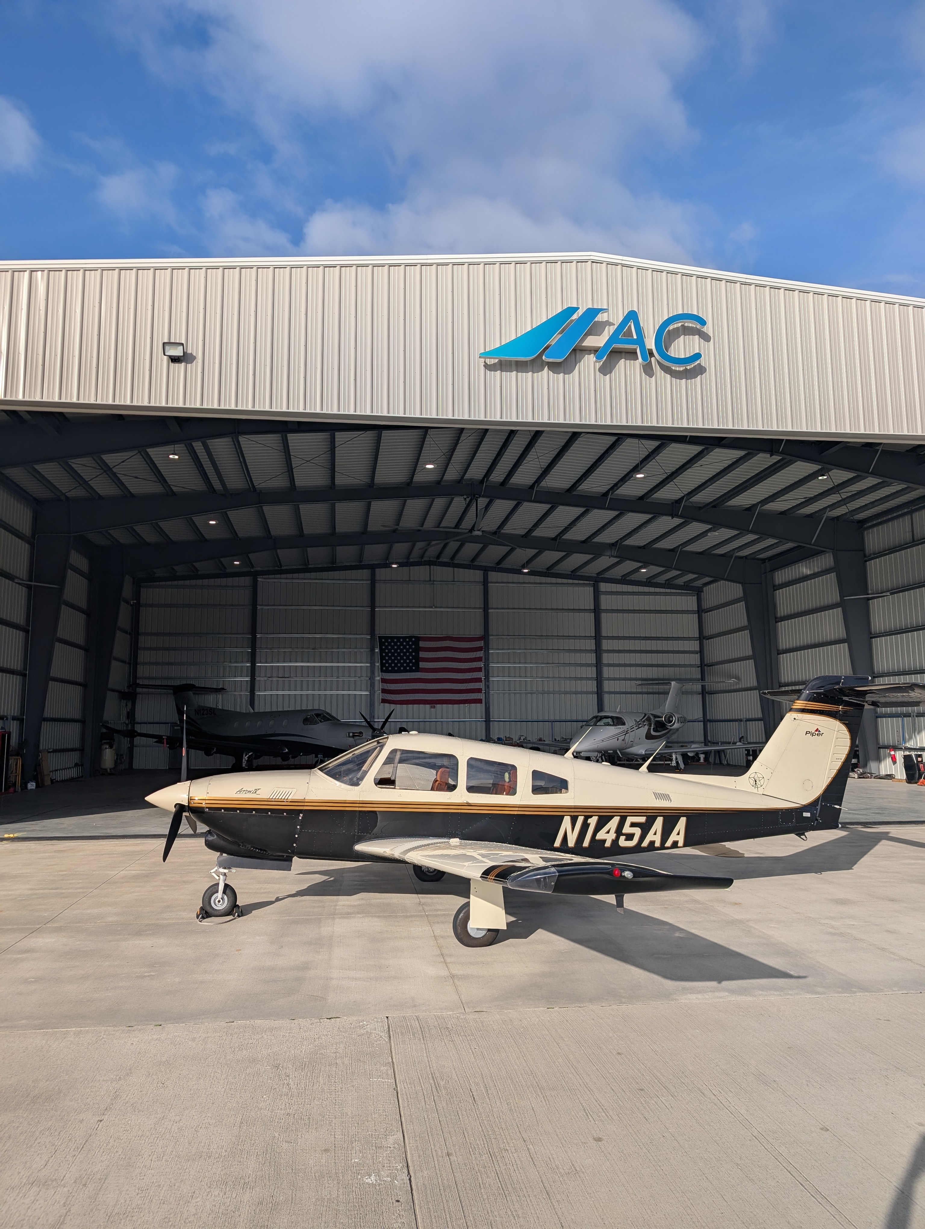 Cessna Citation CJ3+ N282WB Side Profile on Tarmac